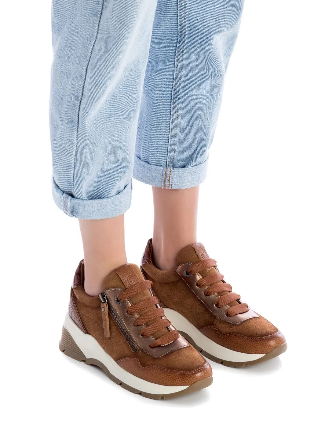 160195 Spanish Collection Leather sneakers with cushion sole in Tan