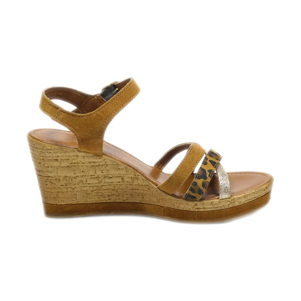 5Th Avenue Wedge Sandals Suede Brown Colour For Women