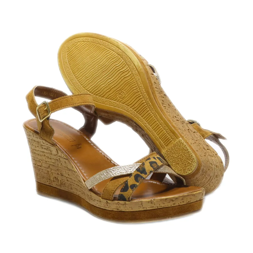 5Th Avenue Wedge Sandals Suede Brown Colour For Women