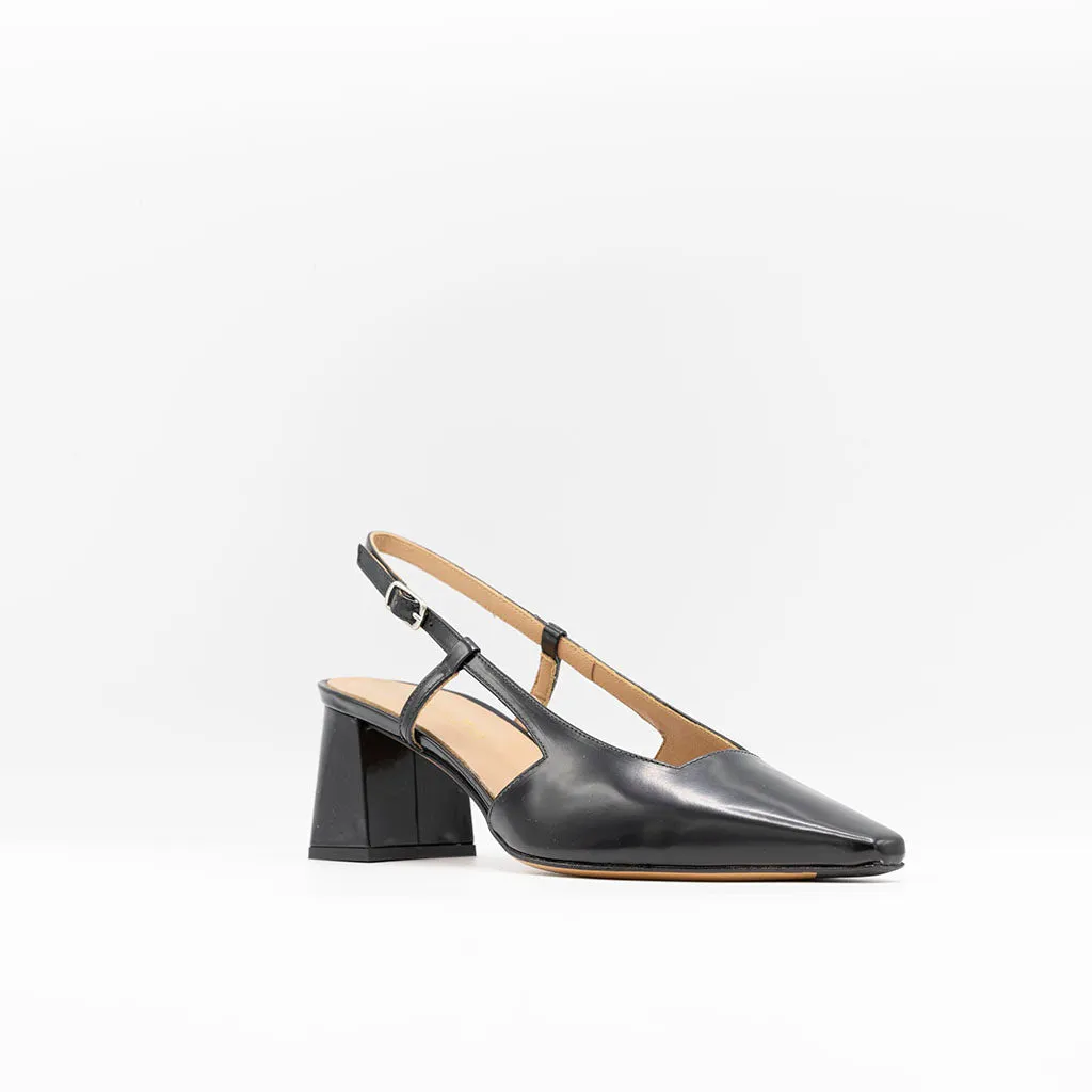 Block Heeled Slingback in Black Patent