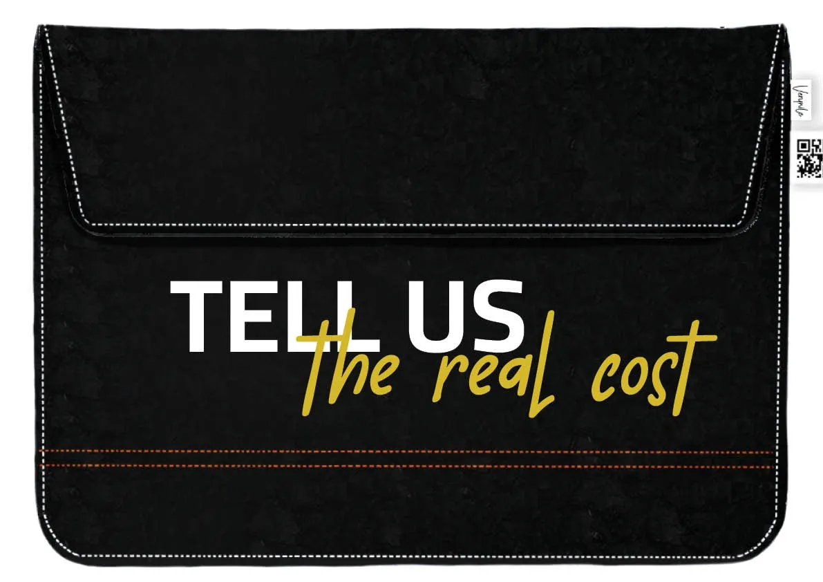 Common Requests Laptop Sleeve (EN)