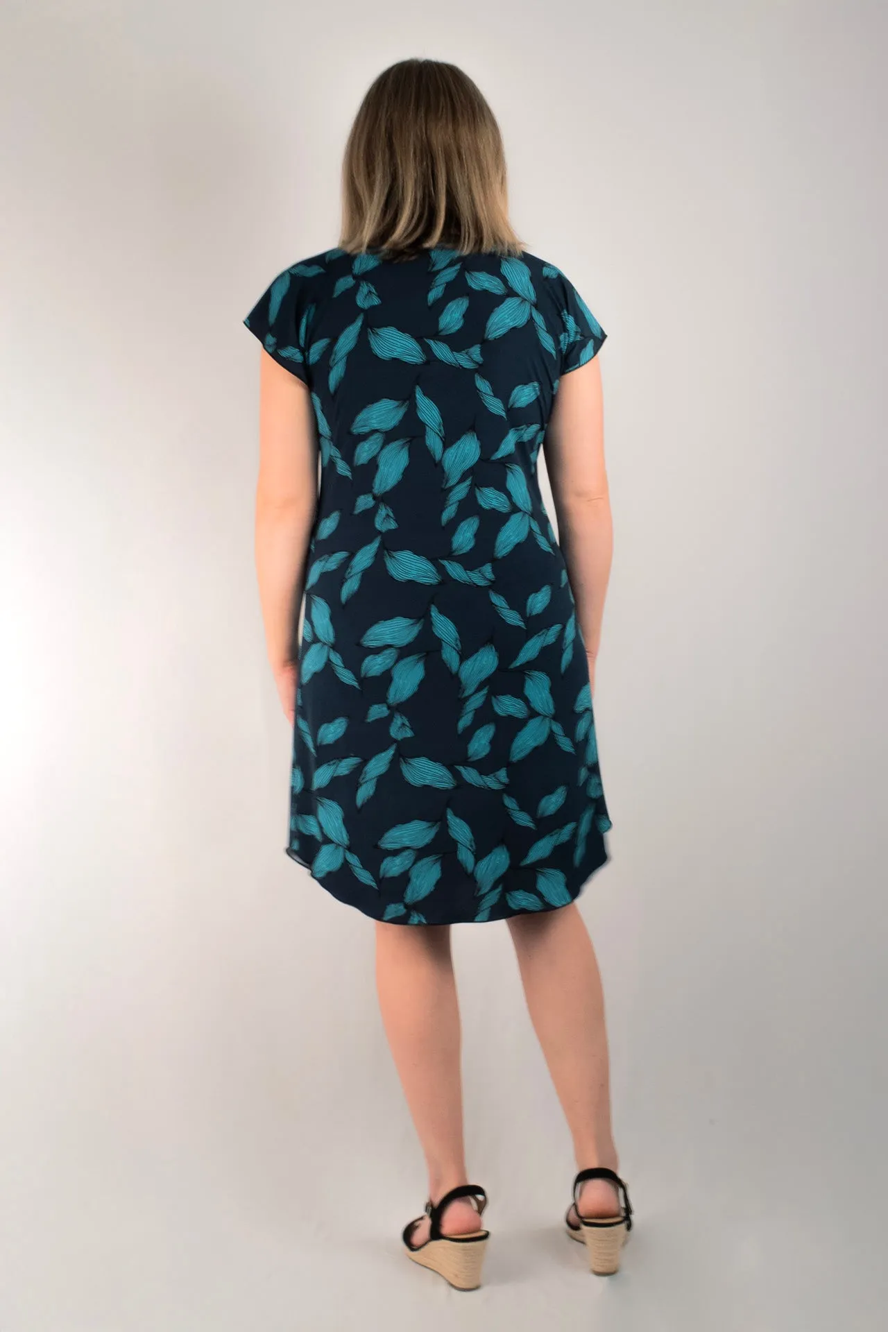 Cool Mint Print Short Sleeve Jersey Shift Dress