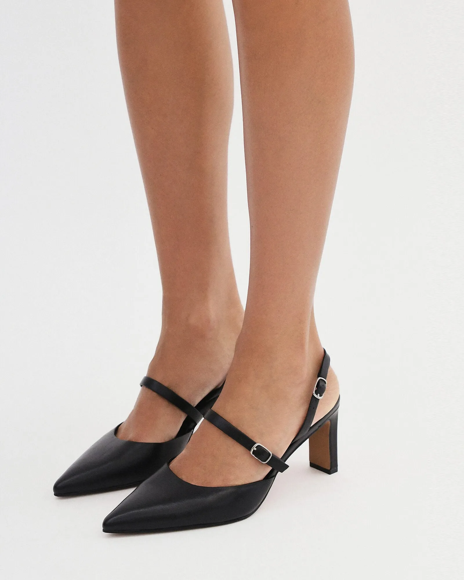 KARINA MID HEELS BLACK LEATHER