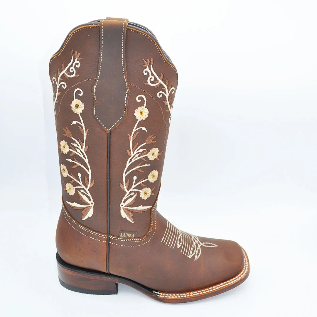 Luma Esthela Womens Bulldog Square Toe Brown Boots