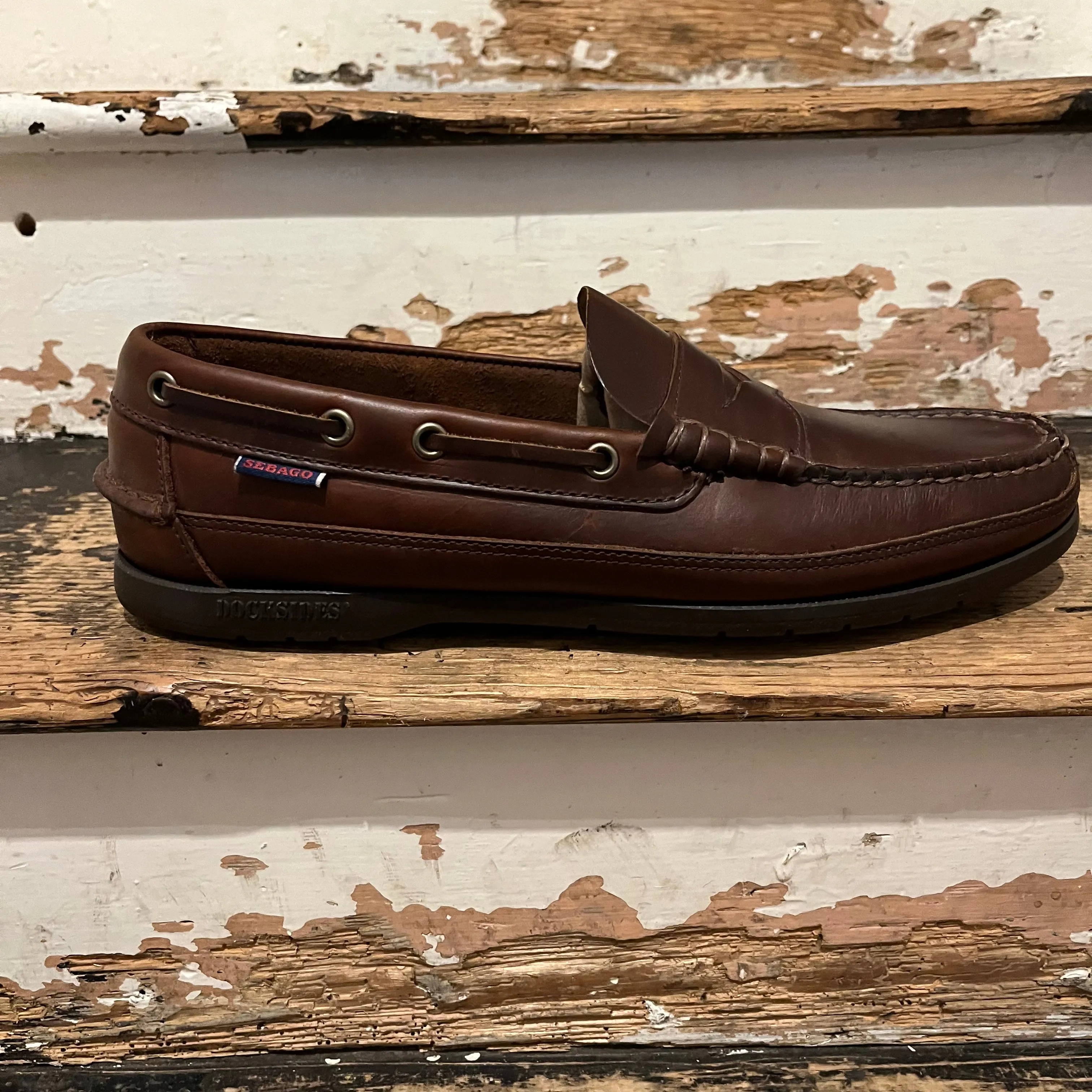 Sebago - Sloop Waxed Leather Loafer - Brown Gum