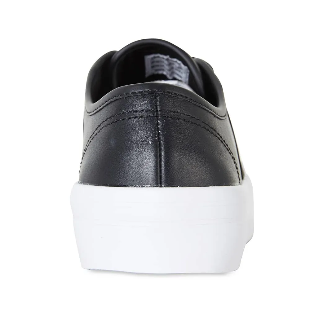 Slater Sneaker in Black Leather