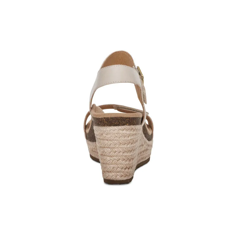 Women's Aetrex Sydney EW713W Color:  Ivory